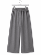 WOMEN’S ESSENCE TROUSERS